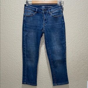 Soho Denim Curvy Cropped Leggings in Blue